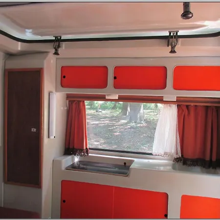 Ddr Wohnwagen Qek Direkt Am Kemping