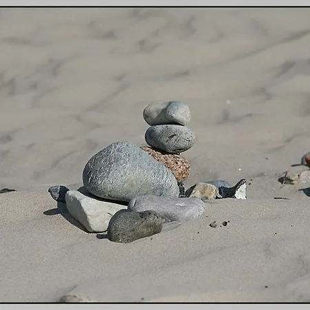 Ddr Wohnwagen Qek Direkt Am Kemping Dranske