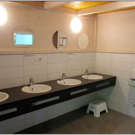 Ddr Wohnwagen Qek Direkt Am Kemping